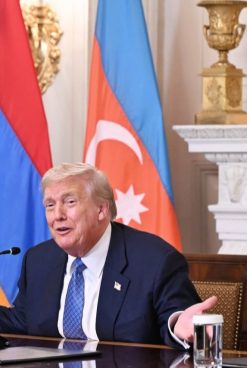 Armenia, Azerbaijan Ink Peace ‘Roadmap’ During White House Ceremony