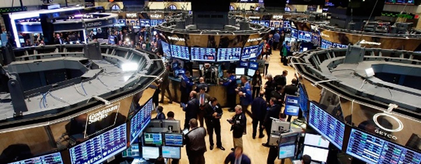 US Stocks Close Higher As Investors Await Retail Earnings This Week