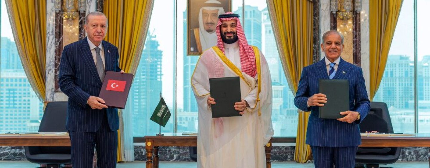 3 Nations, 4 Chokepoints: The Future of Global Maritime Power After the Mecca Defense Pact