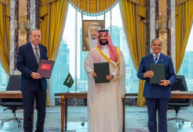 3 Nations, 4 Chokepoints: The Future of Global Maritime Power After the Mecca Defense Pact